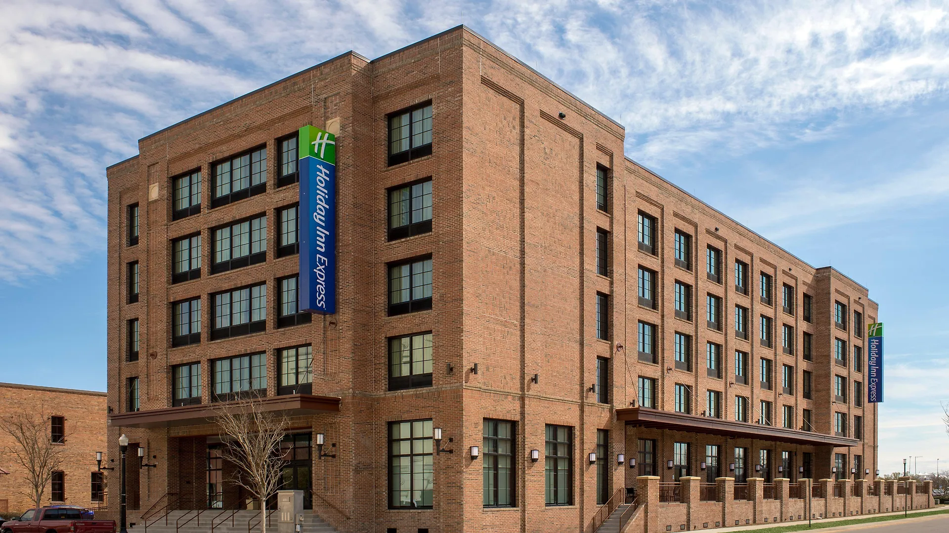 Holiday Inn Express Pensacola Downtown By Ihg